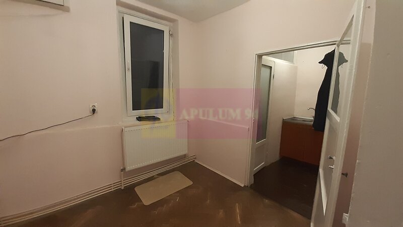 Casa la Piata Romana 2 Camere la Curte pe Strada Nicolae Iorga