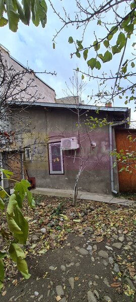 Casa la Piata Romana 2 Camere la Curte pe Strada Nicolae Iorga