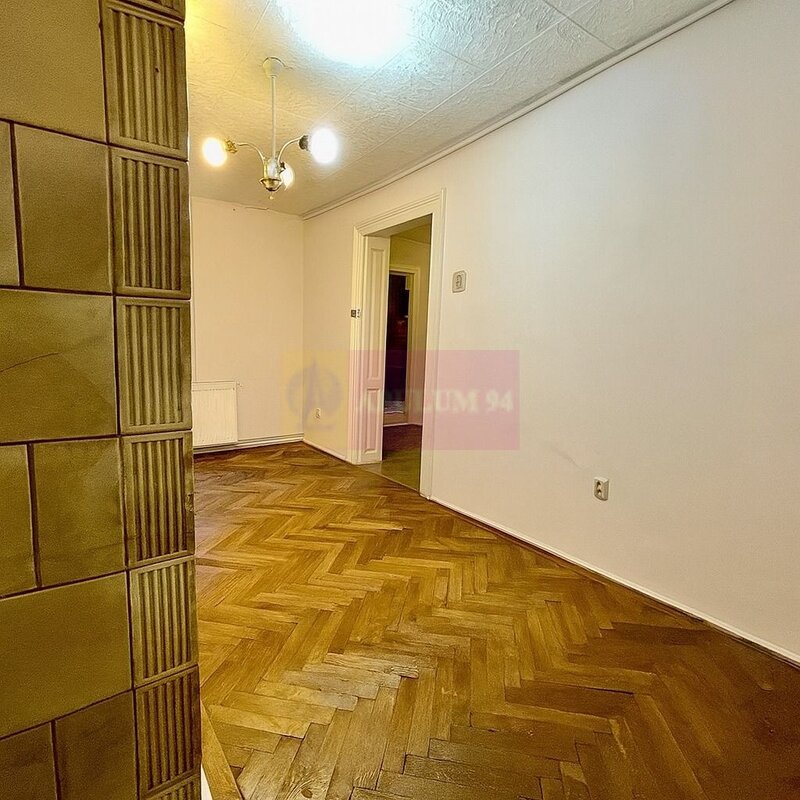 Casa la Piata Romana 2 Camere la Curte pe Strada Nicolae Iorga